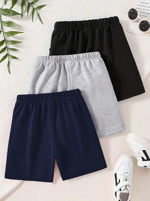 Set aus einfarbigen Sommer-Freizeitshorts für Jungen Set aus einfarbigen Sommer-Freizeitshorts für Jungen