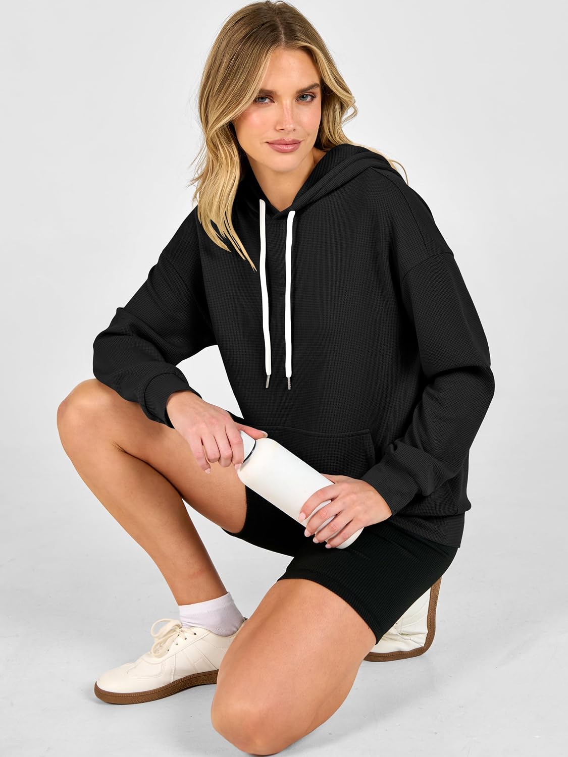 Women's Waffle Knit Hoodie Loose Fit Sweatshirts Drawstring Pullover Tops with Pocket Travel Wear Clothes Fall Winter Outfits
