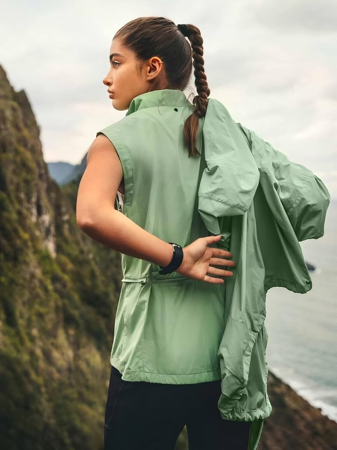 Women's Lightweight Packable Rain Jacket Hooded Sage Green
