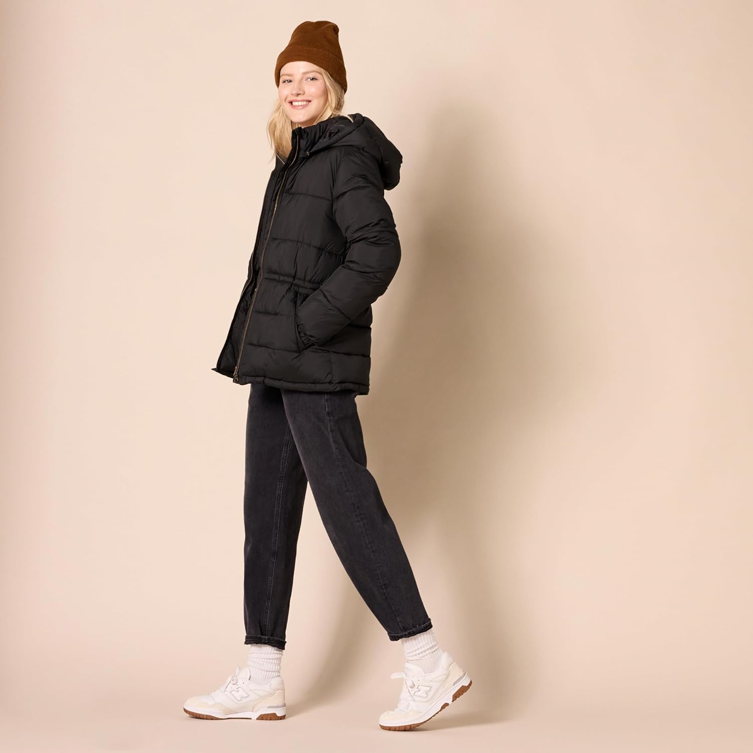 Women's Heavyweight Hooded Puffer Jacket Adjustable Waist Black