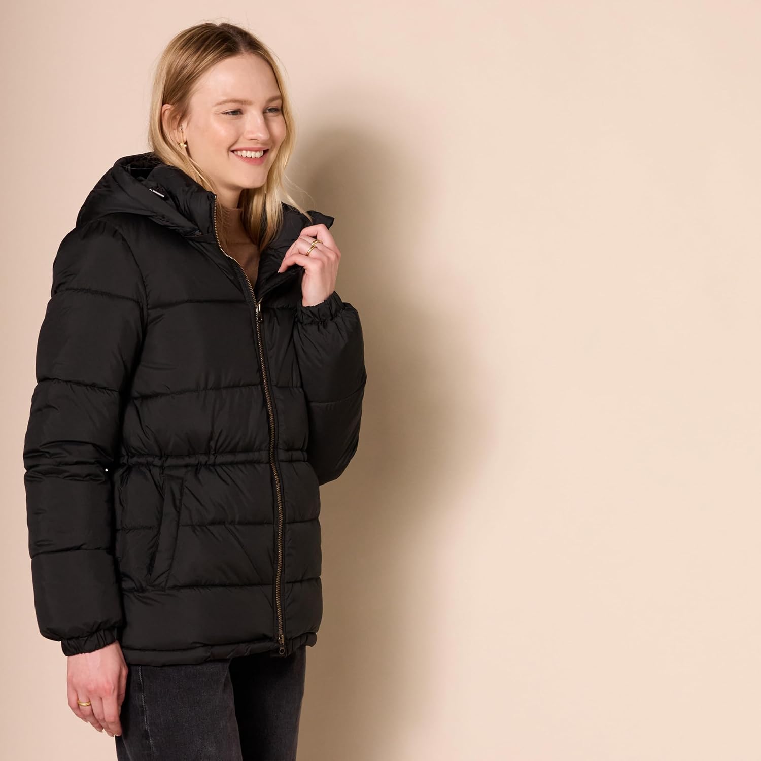 Women's Heavyweight Hooded Puffer Jacket Adjustable Waist Black