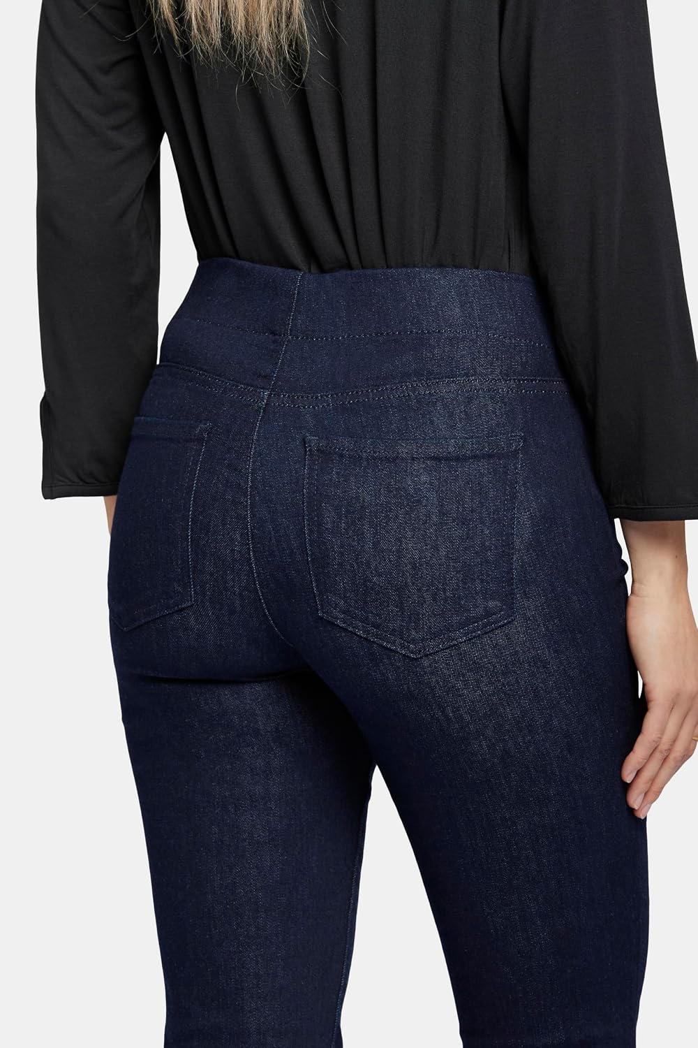 Women's Pull On Straight Leg Jeans Dark Wash Petite Women's Pull On Straight Leg Jeans Dark Wash Petite