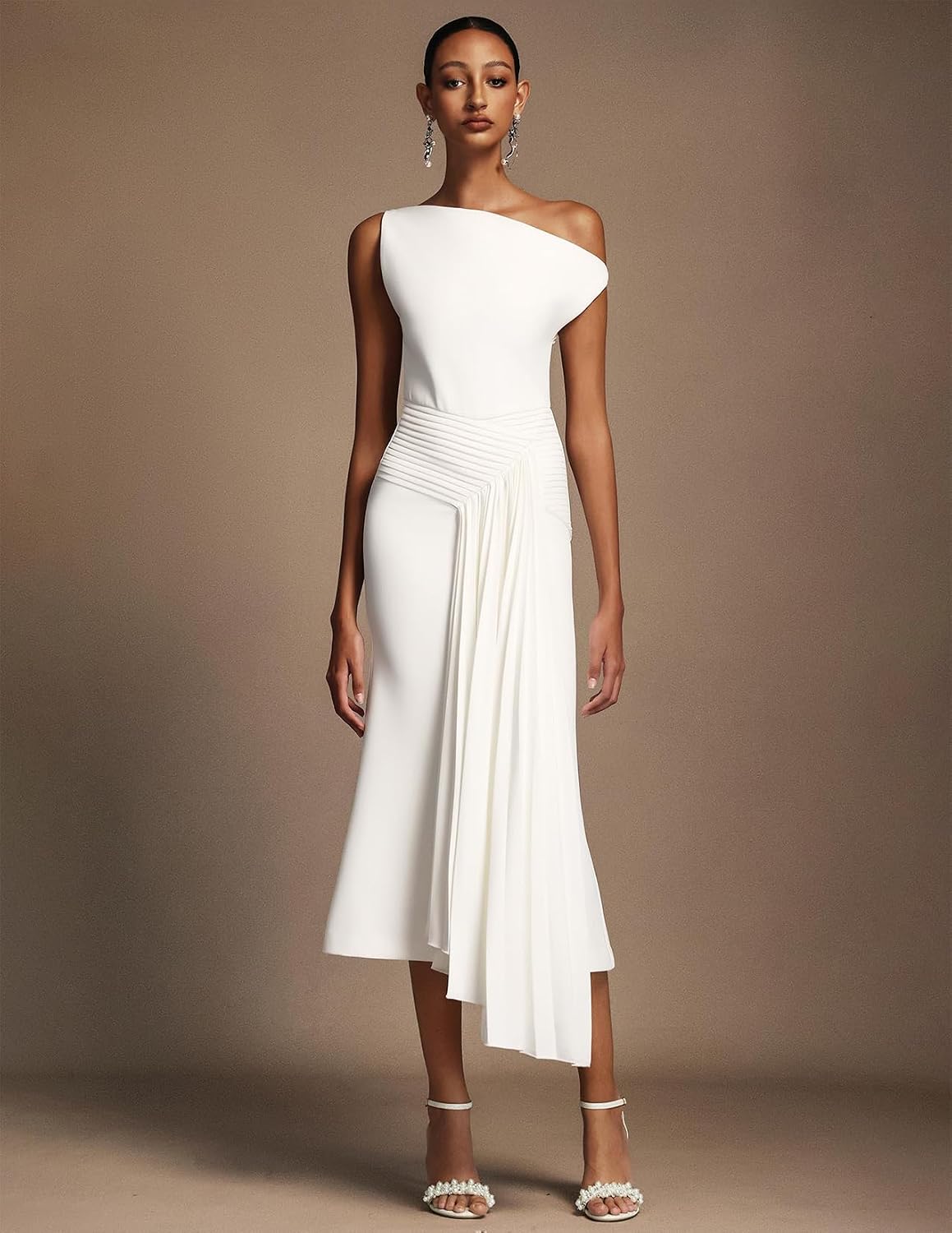 Chic Oblique Shoulder Sleeveless Pleated Cocktail Dress for Women Maxi Design Irregular Hem Party