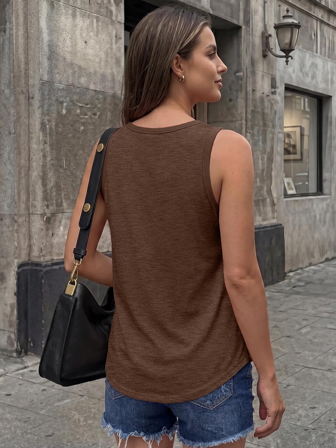 Women's Loose Fit Scoop Neck Tank Top Brown Women's Loose Fit Scoop Neck Tank Top Brown