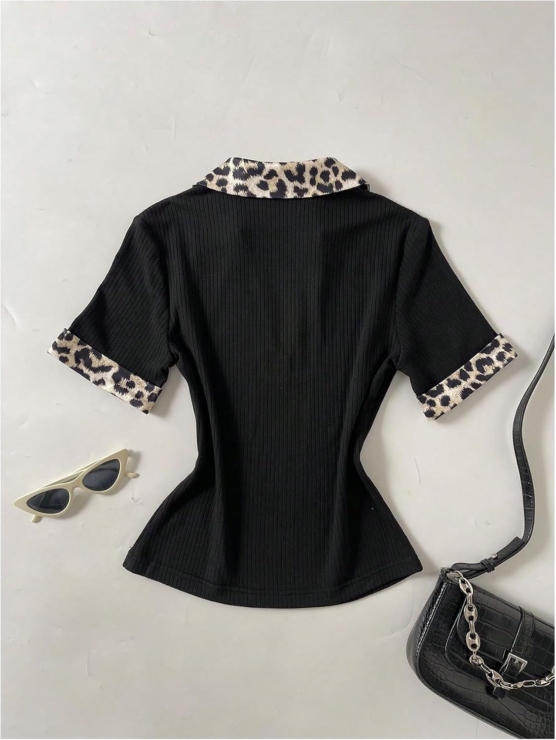 Women's Leopard Collar Ribbed Knit T-Shirt Black Women's Leopard Collar Ribbed Knit T-Shirt Black