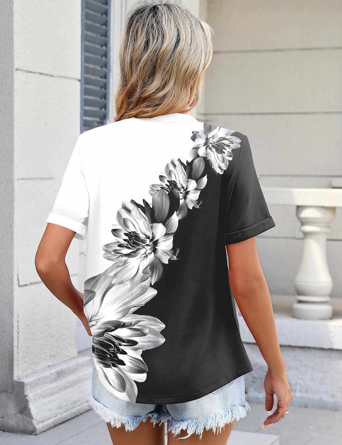 Women's Dahlia Print V Neck T-Shirt Black White