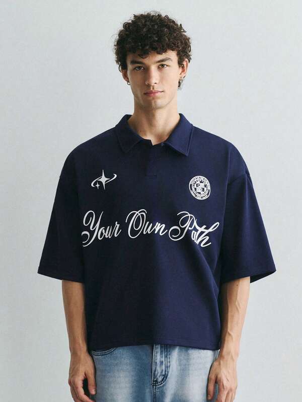 Poloshirt mit Sternmuster und Retro-Schriftzug für Herren