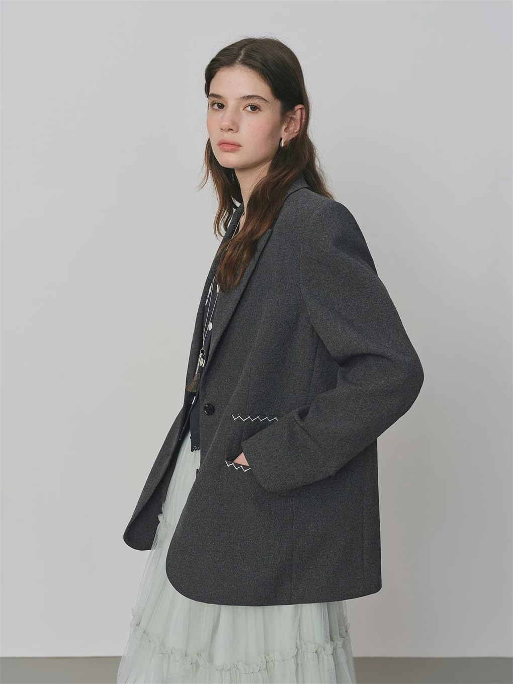 Contrast Color Line One-Pocket Suit Jacket Loose Notch Lapel Contrast Color Line One-Pocket Suit Jacket Loose Notch Lapel