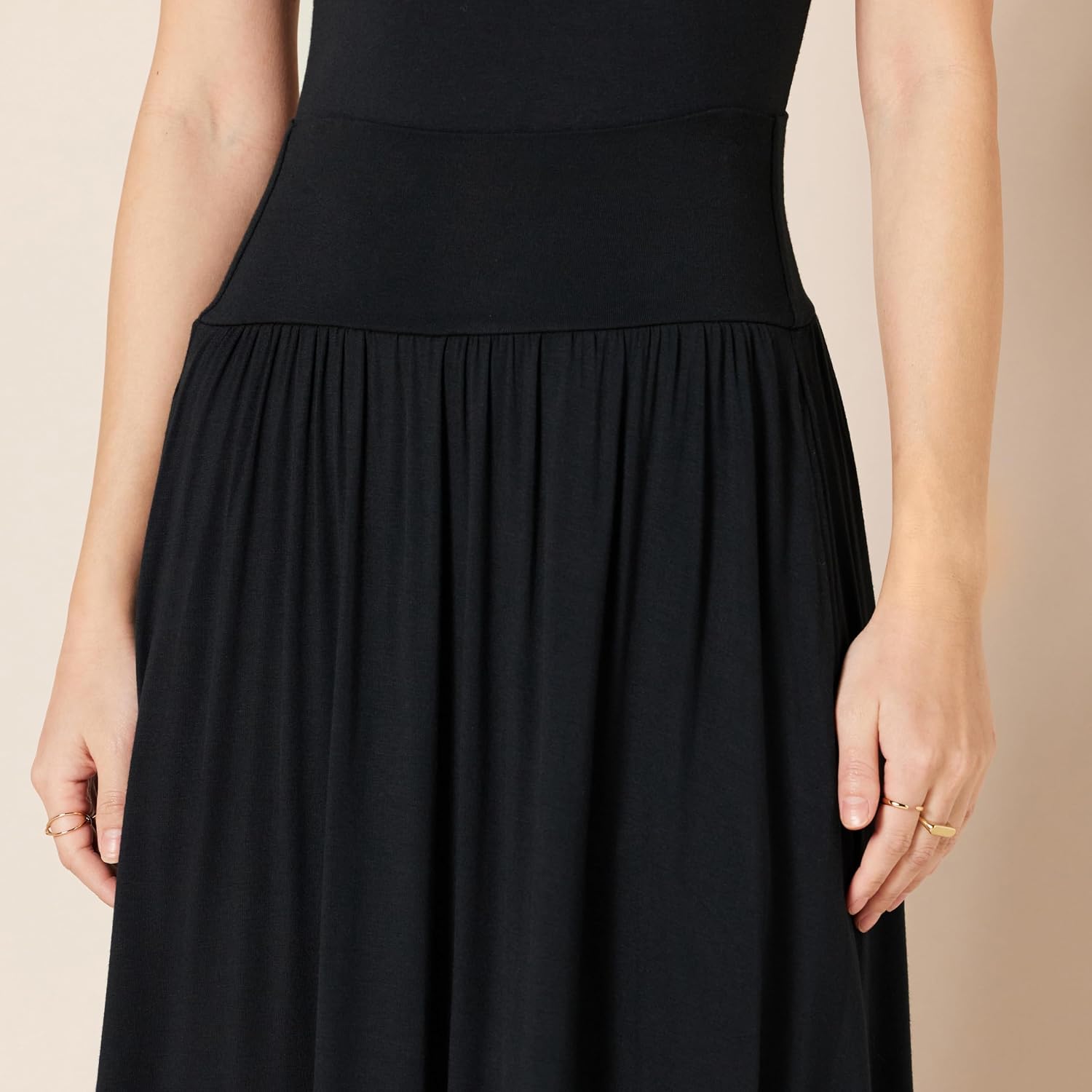 Women's Jersey Pull On Midi Skirt Black Flowy
