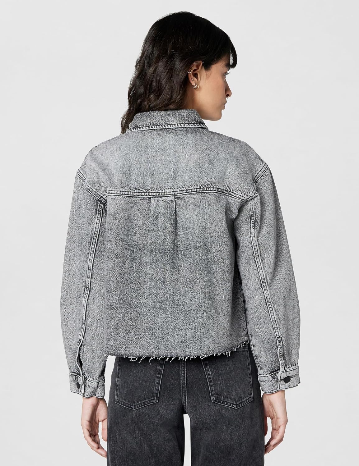 Women's Oversized Denim Shacket Acid Wash Frayed Hem Women's Oversized Denim Shacket Acid Wash Frayed Hem